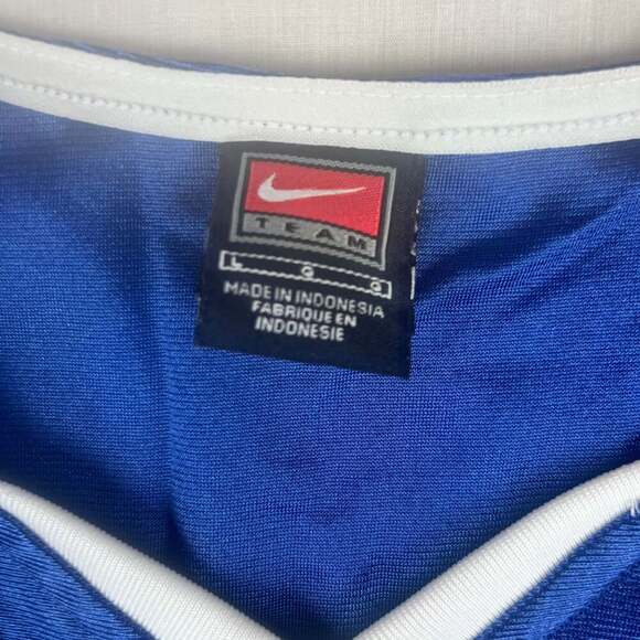 Vintage Notre Dame Nike Men’s Large Fighting Irish Basketball Jersey - Picture 7 of 7